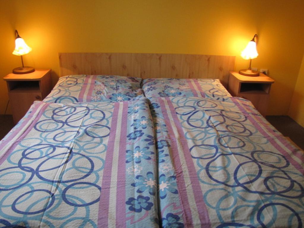 Privat Magdalena Apartment Besenova Room photo