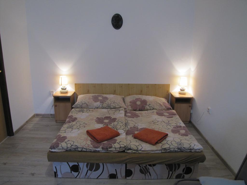 Privat Magdalena Apartment Besenova Exterior photo
