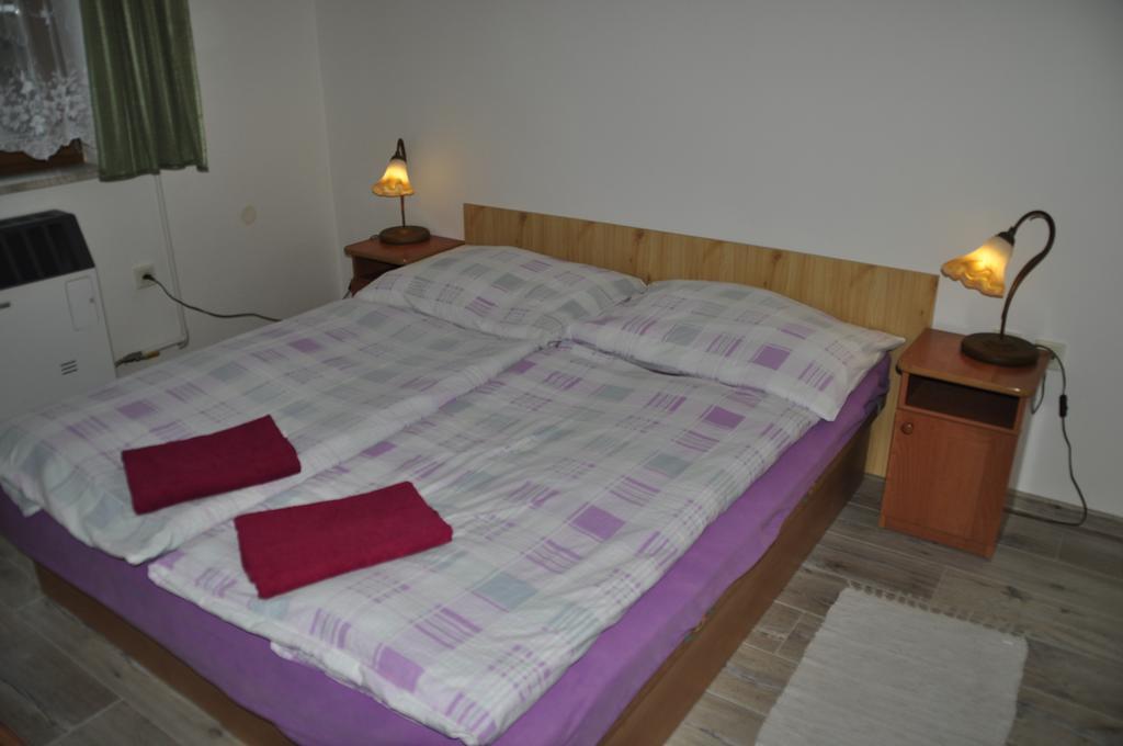 Privat Magdalena Apartment Besenova Exterior photo